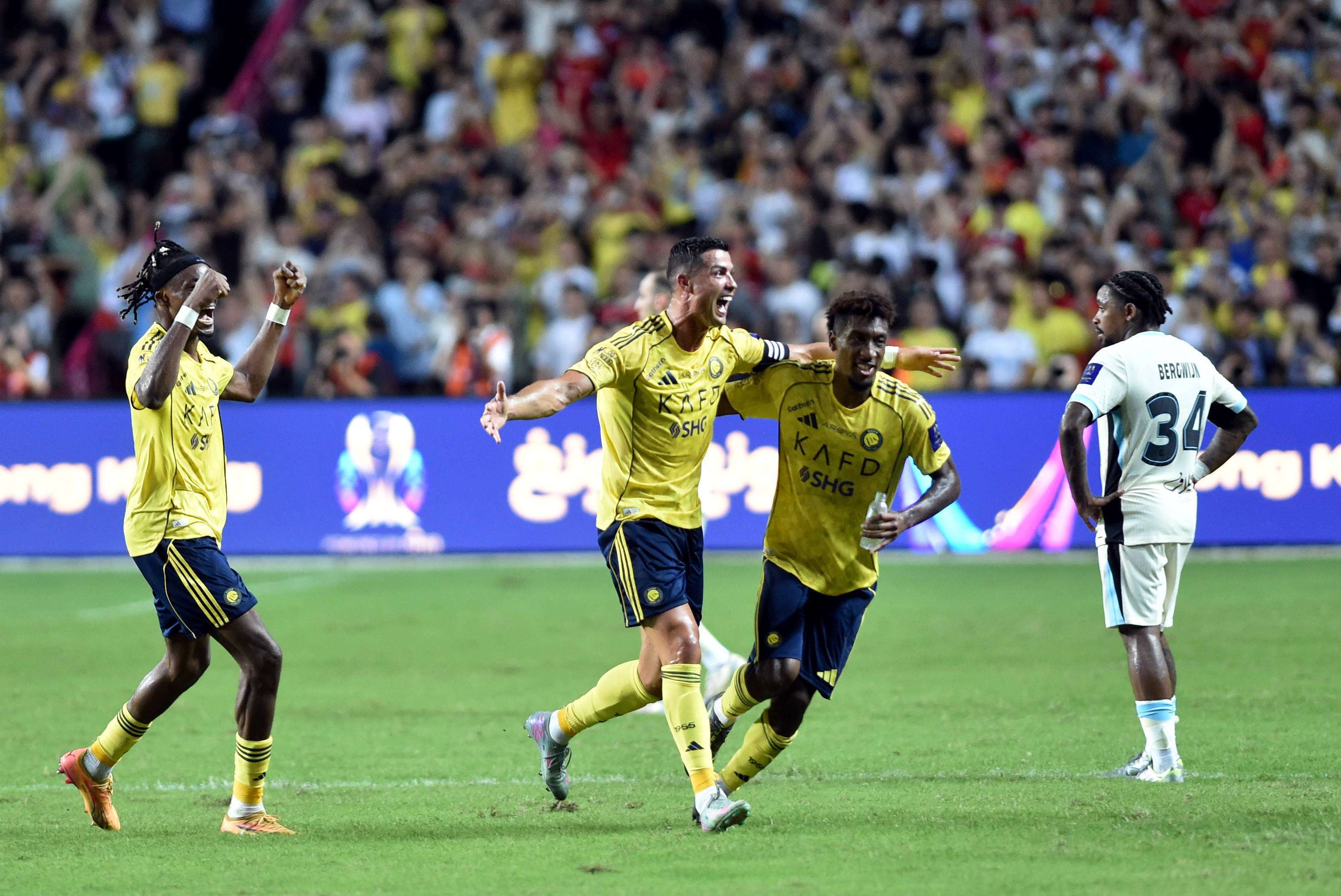 C罗迎来三赛季出色发挥,西班牙队观众热烈欢呼!上演精彩一战的简单介绍-爱游戏体育