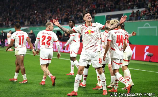 窗口期纽卡斯尔备战德甲;防线松动细节曝光;管理层满意;资深球员宣示担当-ayx