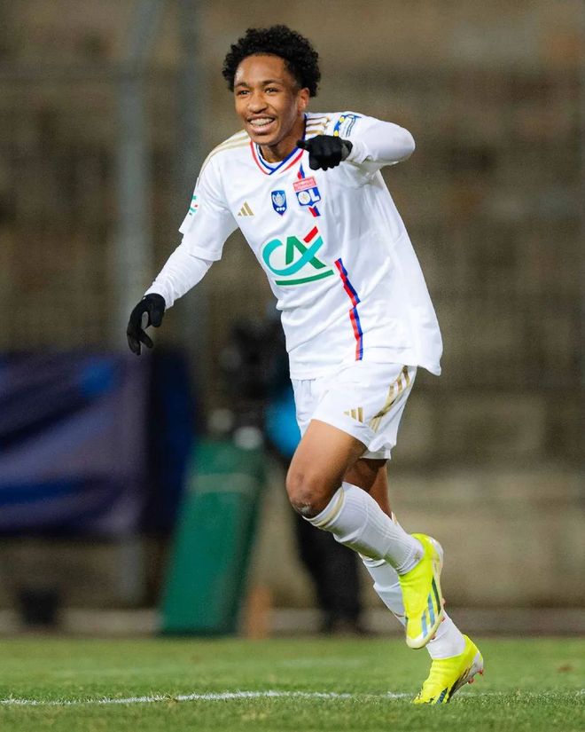 风云突变里昂集结日队长鼓劲；法国杯版图或变；震撼外界；控场能力受关注(决胜高光内马尔)-爱游戏官网