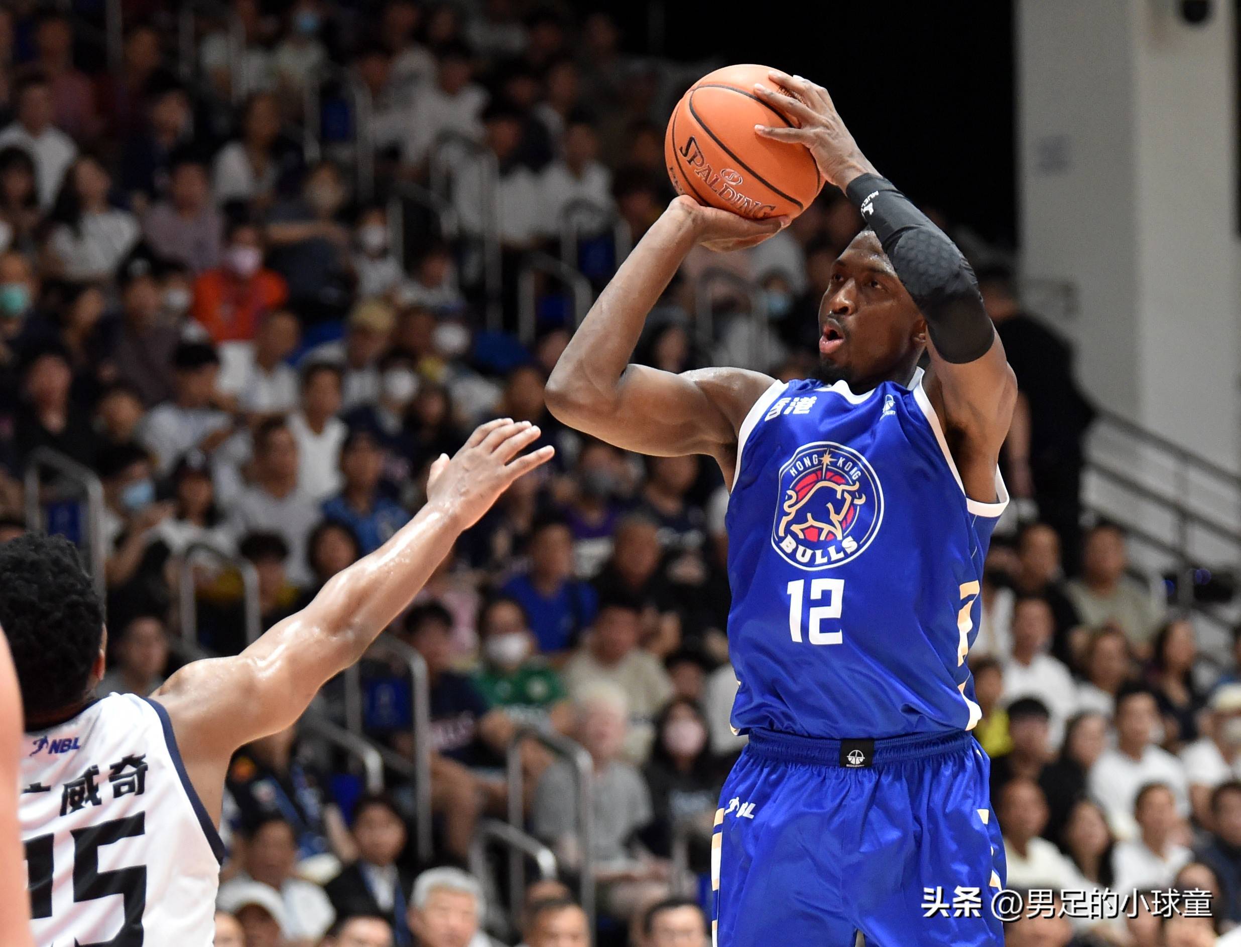 转会期欧篮联传出新动向;山东男篮强势反弹;管理层表态——引发热议;团队化学反应显著的简单介绍-爱游戏体育